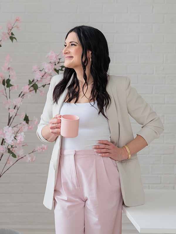 Jessica DeMille: Registered Anxiety Counselling Psychotherapist in Bowmanville, Ontario.