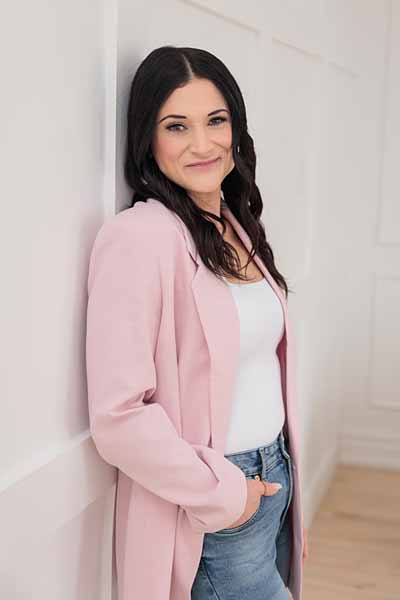 Jessica DeMille: Registered Relationship Counselling Psychotherapist in Bowmanville, Ontario.
